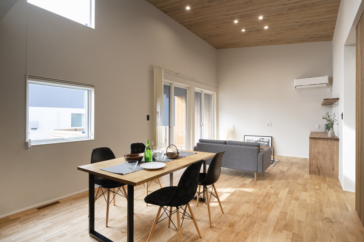 株式会社昭栄建設が手がけた注文住宅の施工事例（モデルハウス・住宅展示場）