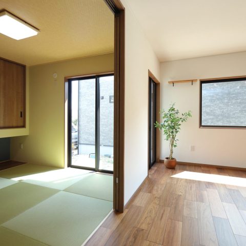 木の城いちばん_シックに暮らす、完全バリアフリーの平屋