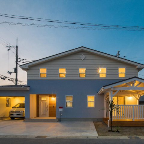 前昌建設_ビルトインガレージ×花ブロックインナーバルコニー