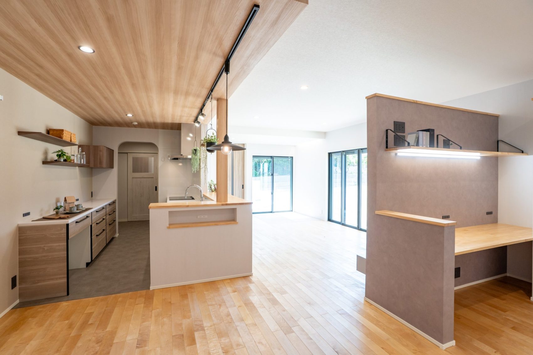 琉球ストーク株式会社が手がけた注文住宅の施工事例（モデルハウス・住宅展示場）