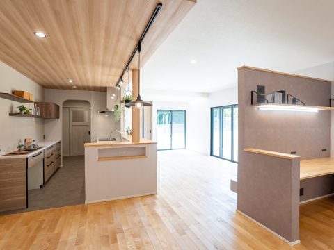 琉球ストーク株式会社が手がけた注文住宅の施工事例（モデルハウス・住宅展示場）