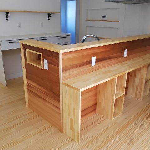 小山建設_二世代が暮らす家