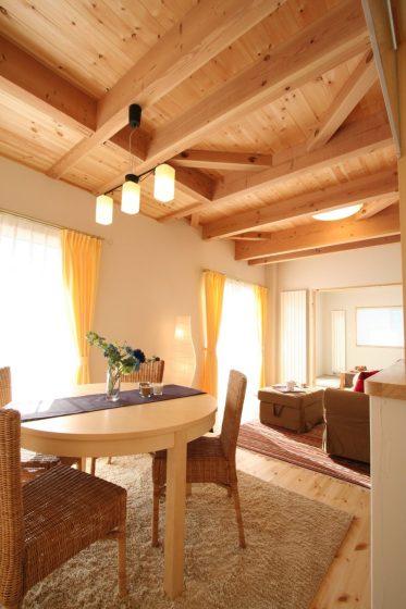 宮沢工務店の注文住宅・家づくりの特徴｜長野県茅野市で叶える高性能で自分らしい住まい