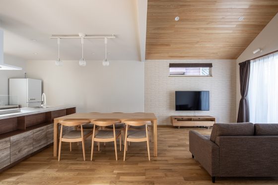 株式会社朋建の注文住宅・家づくりの特徴|広島県大竹市で叶える高性能で自分らしい住まい