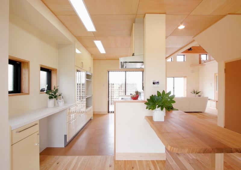 住宅展示場 注文住宅 モデルハウス 工務店 うずくぼ工房 松山市