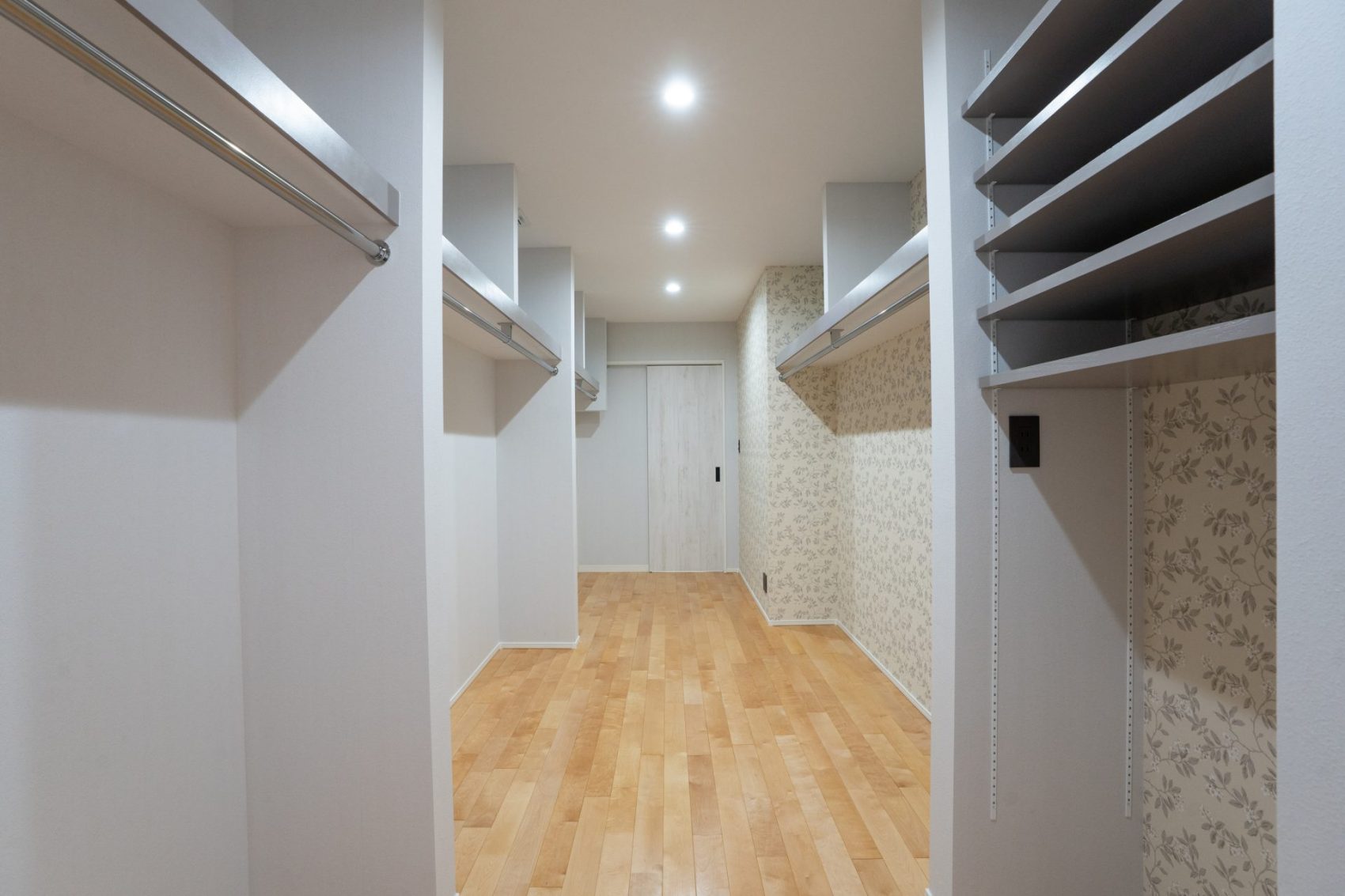 琉球ストーク株式会社が手がけた注文住宅の施工事例（モデルハウス・住宅展示場）