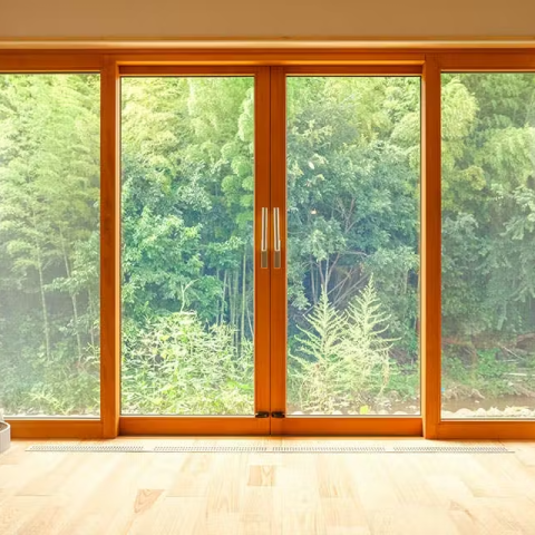 住宅展示場ネットは、注文住宅を専門とする工務店・設計事務所が集まるバーチャル住宅展示場です。団体ごとの特徴を比較しながら、理想の家づくりを相談できるパートナーを見つけられます。