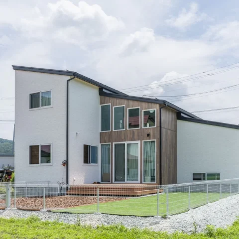 有限会社 グッドライフ黒田工務所が手がけた注文住宅の施工事例（モデルハウス・住宅展示場）