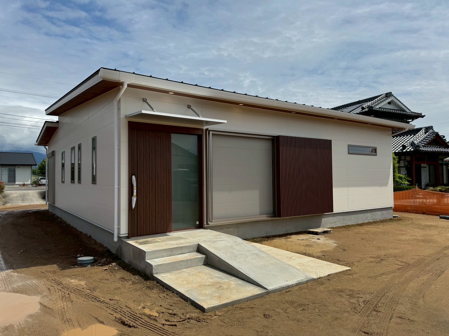 有限会社松田木工（SNUGGLE DESIN）が手がけた注文住宅の施工事例（モデルハウス・住宅展示場）