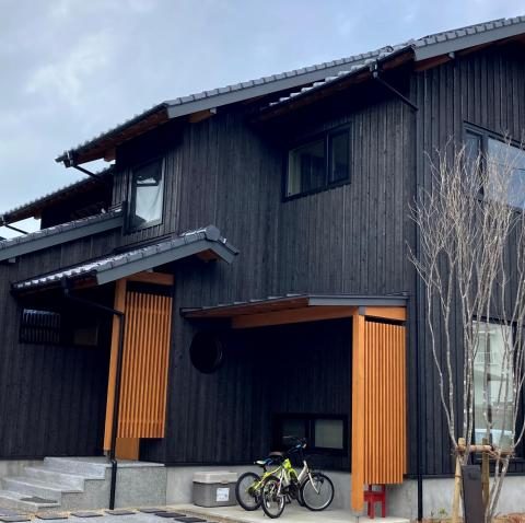 うずくぼ工房_土間空間で繋がる現代の町家