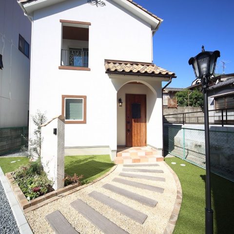 高橋工務店_pop＆colorful＆高性能