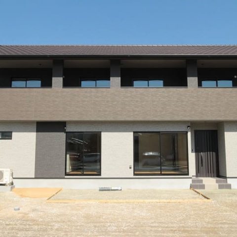 エムズワークス_デザインと機能性を備えた家