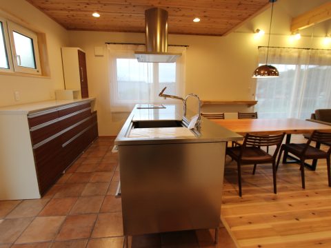 株式会社久野建設が手がけた注文住宅の施工事例（モデルハウス・住宅展示場）