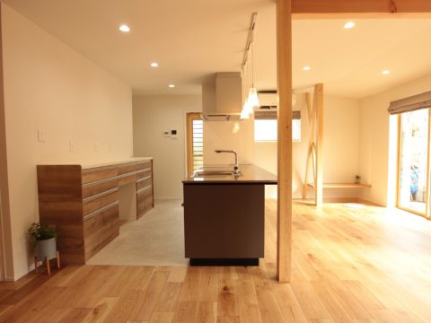 株式会社エムズワークスが手がけた注文住宅の施工事例（モデルハウス・住宅展示場）