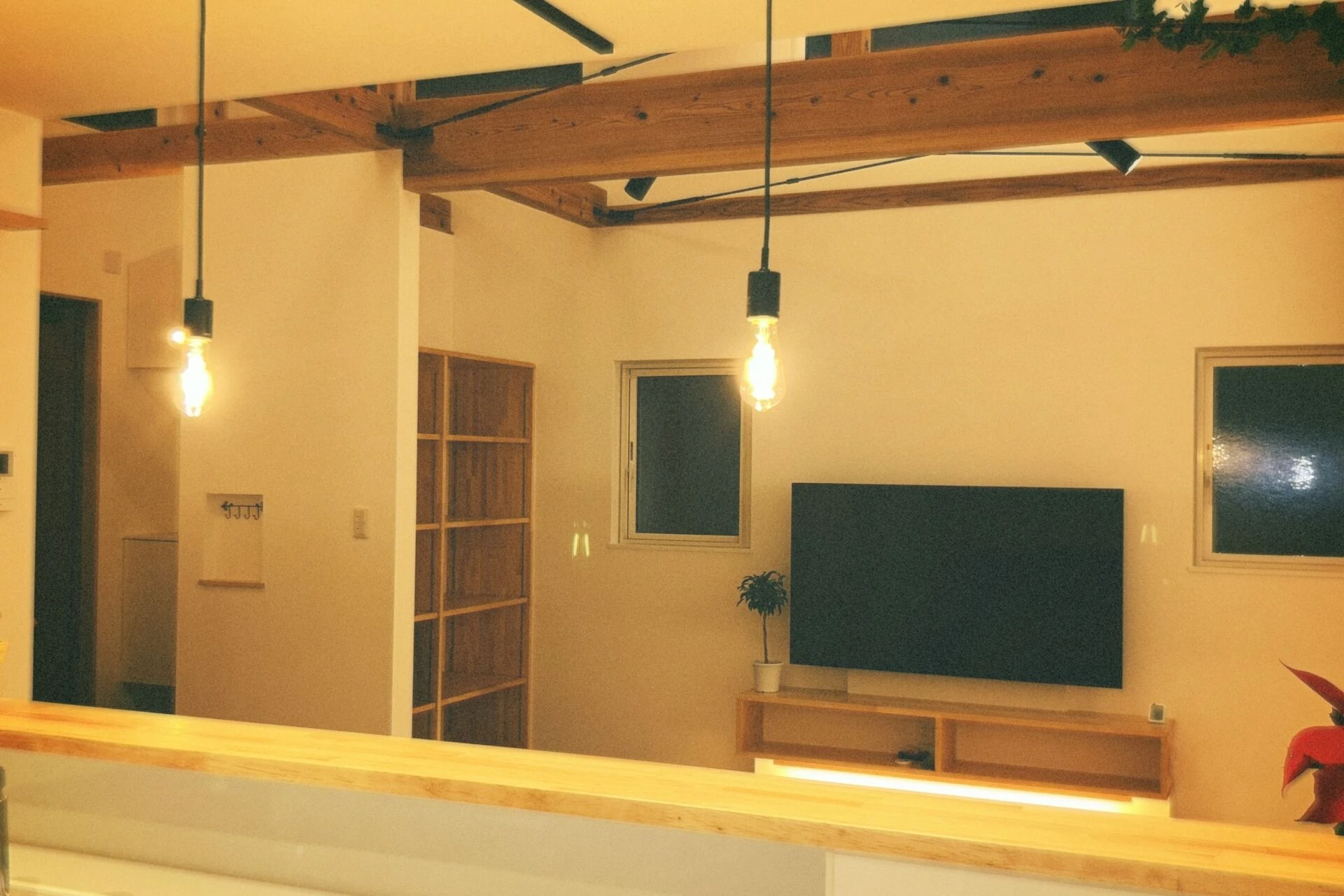 近藤建築の住宅性能｜断熱性能・耐震性能・気密性能・坪単価・国産材へのこだわり