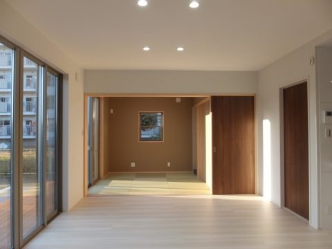 株式会社朋建が手がけた注文住宅の施工事例（モデルハウス・住宅展示場）