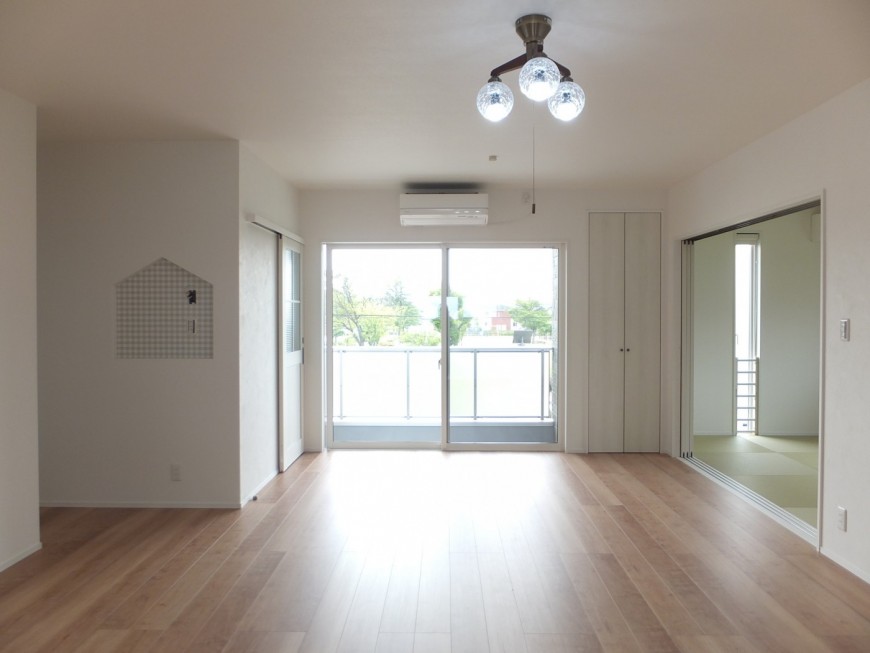 株式会社朋建が手がけた注文住宅の施工事例（モデルハウス・住宅展示場）