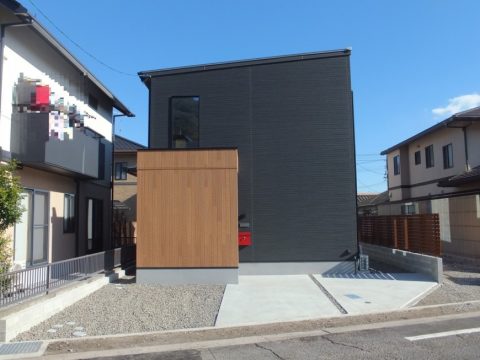 株式会社朋建が手がけた注文住宅の施工事例（モデルハウス・住宅展示場）